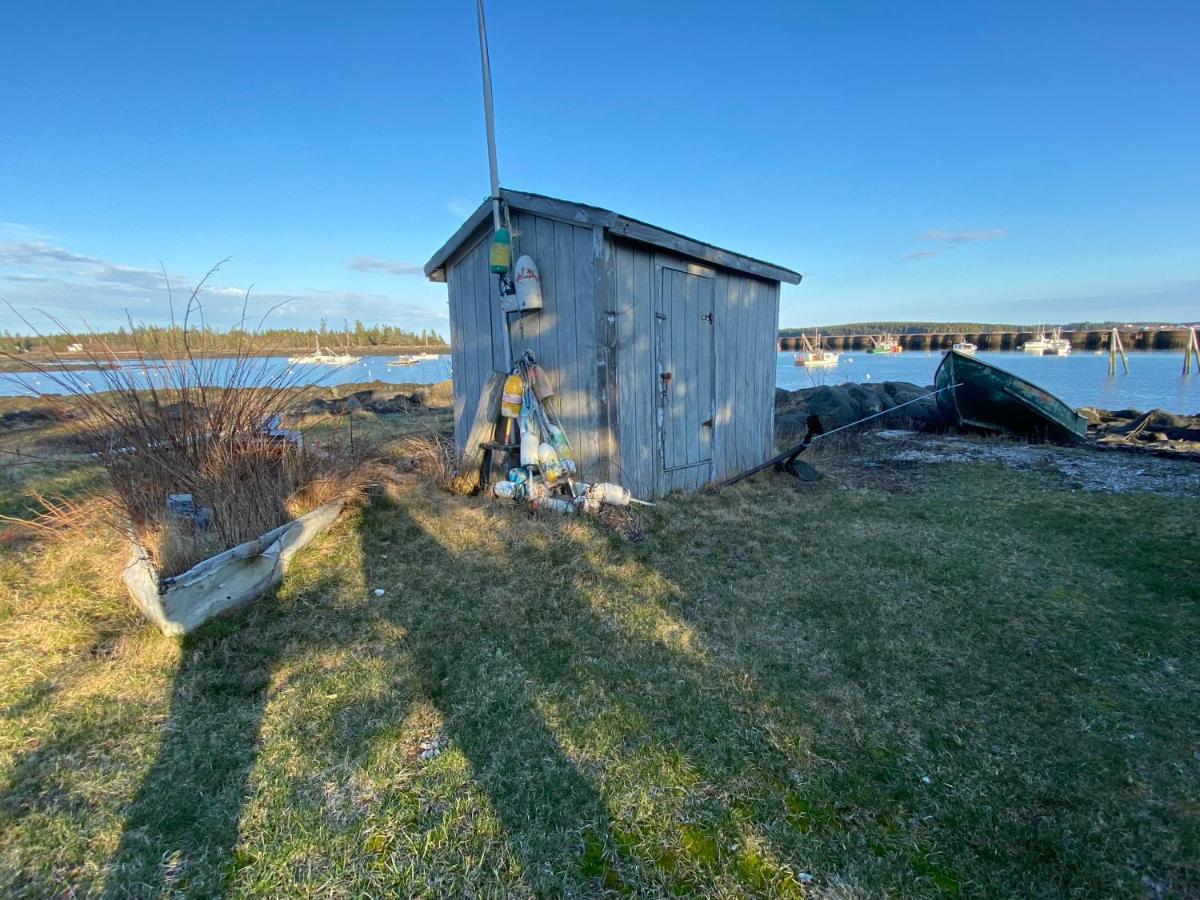 Harbor House Hotel By Umaniii In Jonesport Maine Bagian luar foto